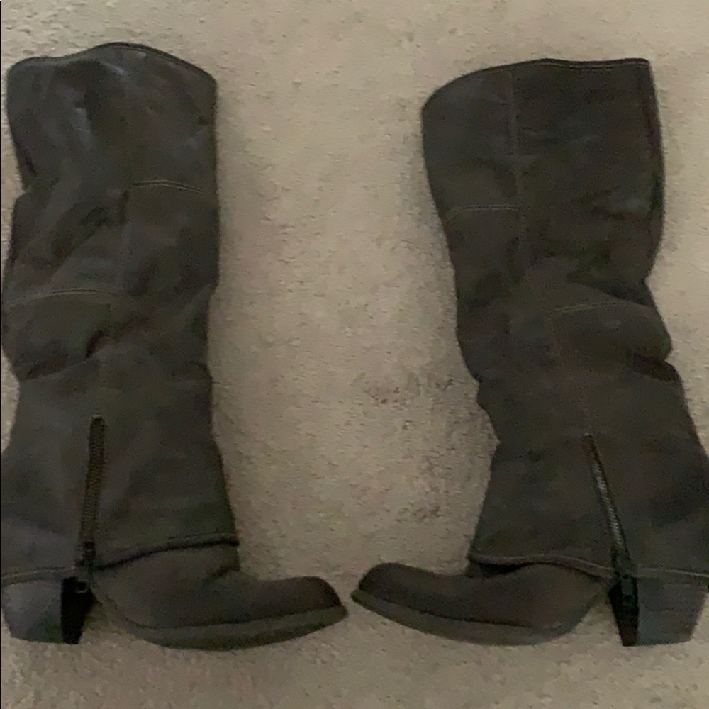 Knee-High boots in dark gray